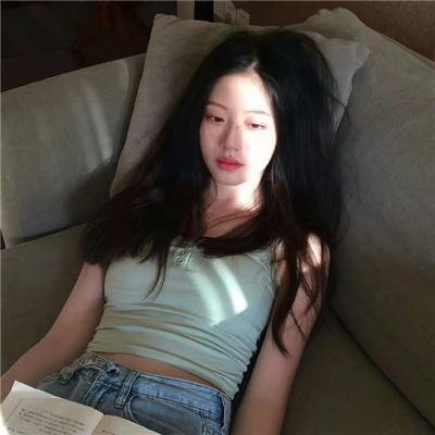 他的摩托车，她的岛